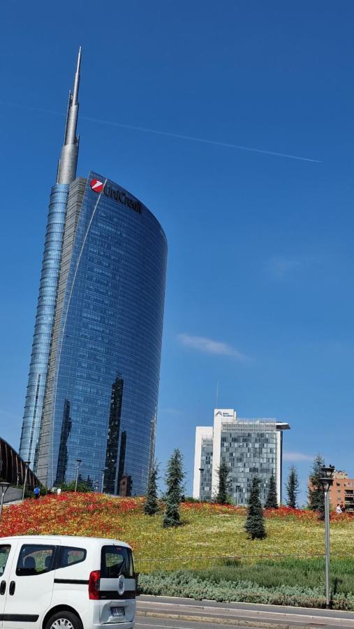 Casa Milano, Appartamento In Centro A Milano Exteriör bild